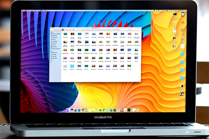 Read more about the article How to Change the Wallpaper on a MacBook